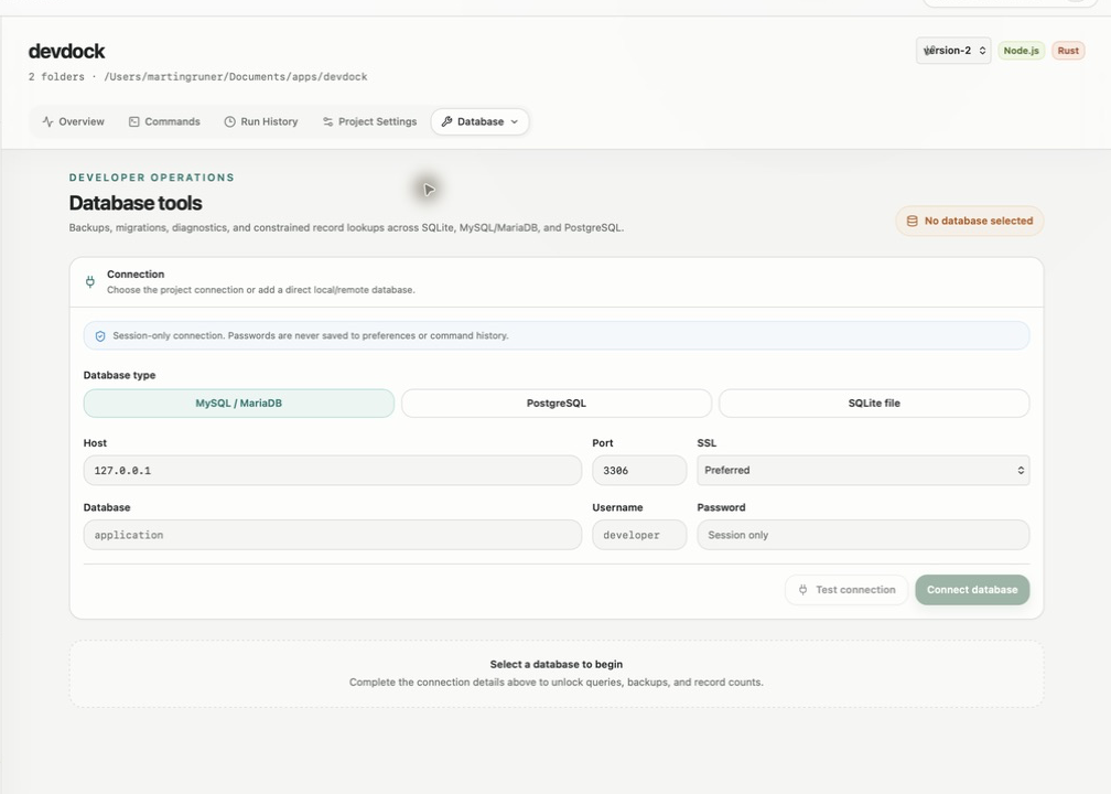 DevDock database connection screen for MySQL or MariaDB, PostgreSQL, and SQLite